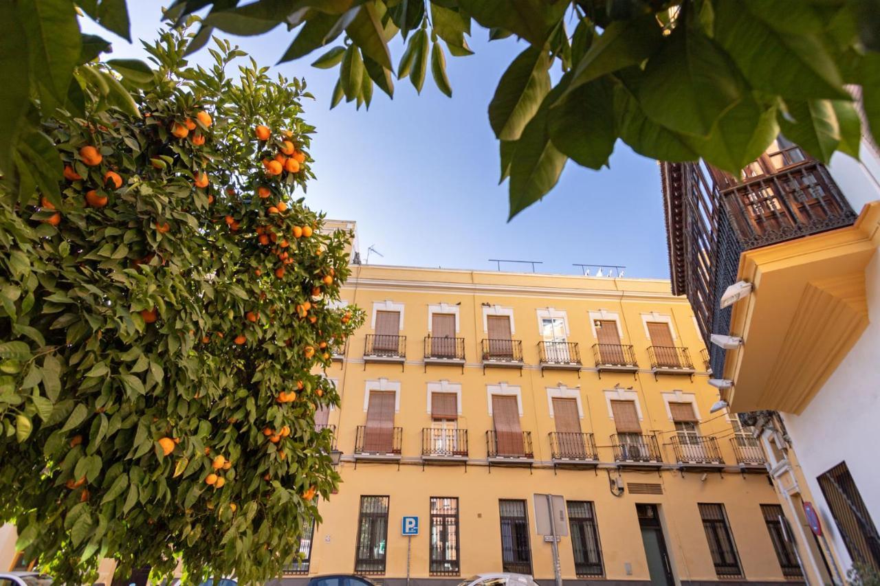 Nine O Clock San Agustin Apartman Sevilla Kültér fotó