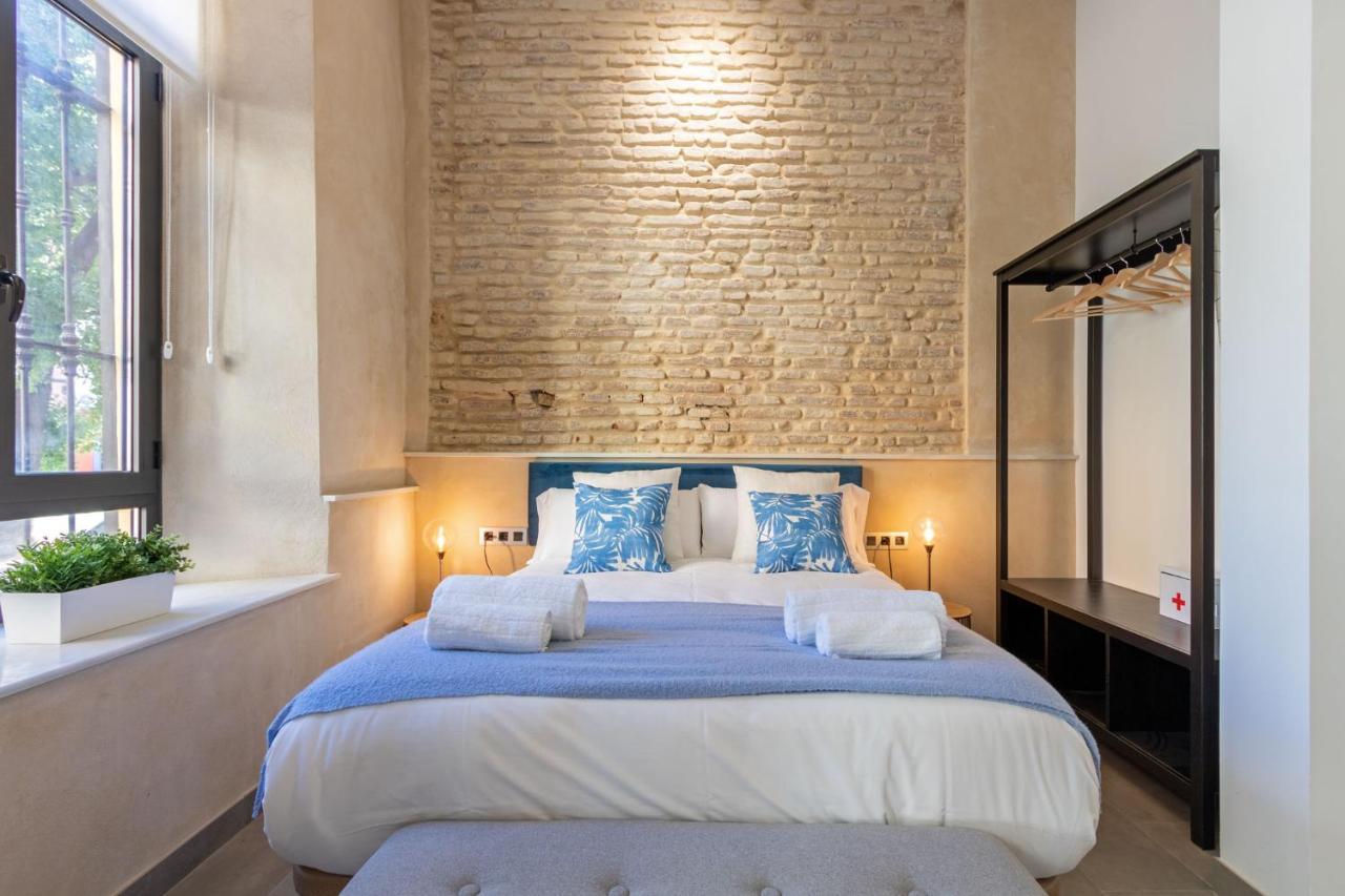 Nine O Clock San Agustin Apartman Sevilla Kültér fotó