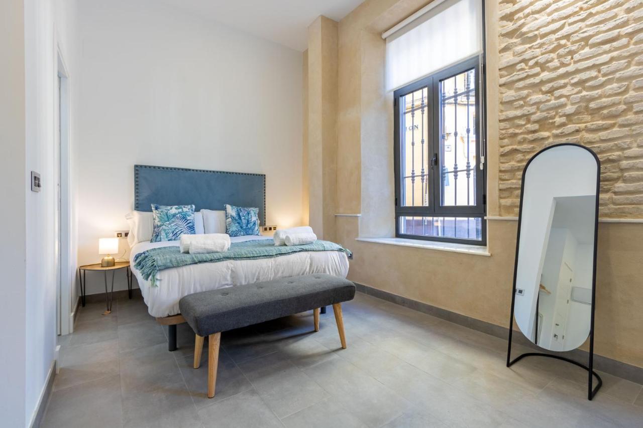 Nine O Clock San Agustin Apartman Sevilla Kültér fotó