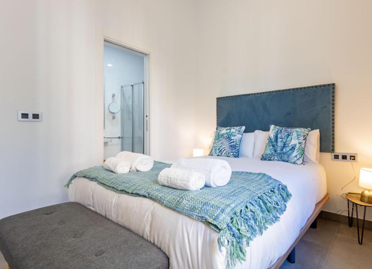 Nine O Clock San Agustin Apartman Sevilla Kültér fotó
